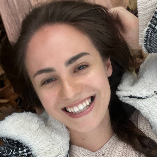 modelka s ID 0102OF80V7 p021