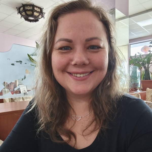 modelka s ID 0102OGZOH8 p021