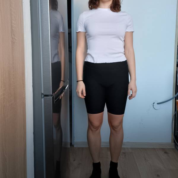 modelka s ID 0102OHM3P4 p031