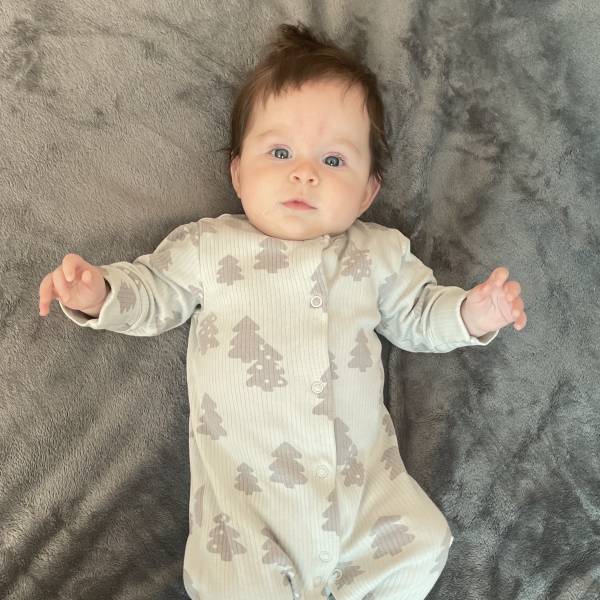 modelka s ID 0102ORYHND p021