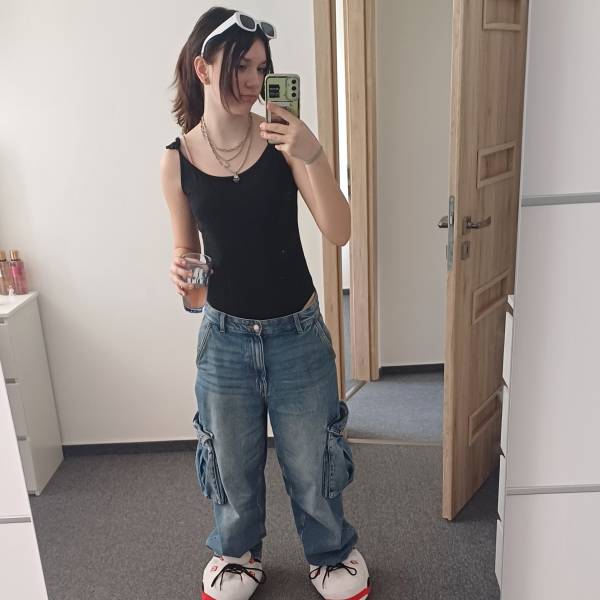 modelka s ID 0102P0JD36 p031