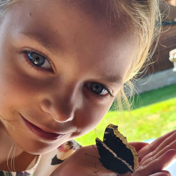 modelka s ID 0102PASCSH p021