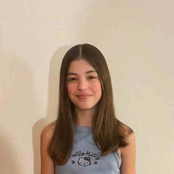 modelka s ID 0102PBDLW3 p021