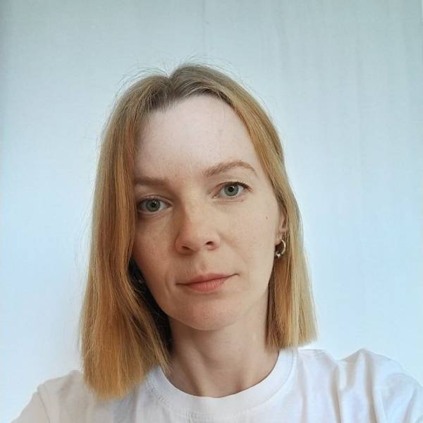 modelka s ID 0102PDGEM3 p021