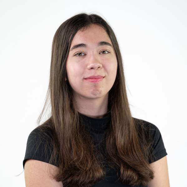 modelka s ID 0102PM6HQH p021