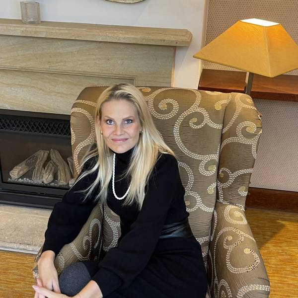 modelka s ID 0102PMWIJ8 p031