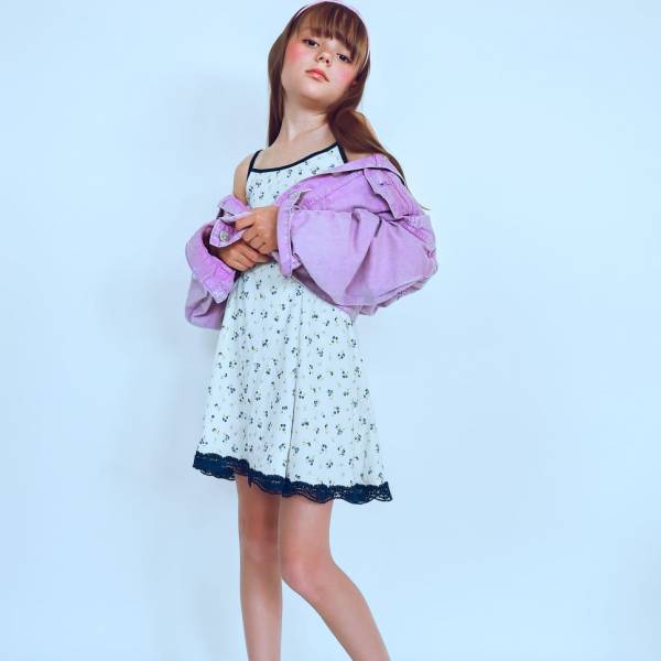 modelka s ID 0102Q8OL9K p031