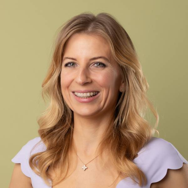 modelka s ID 0102QI0N2X p021