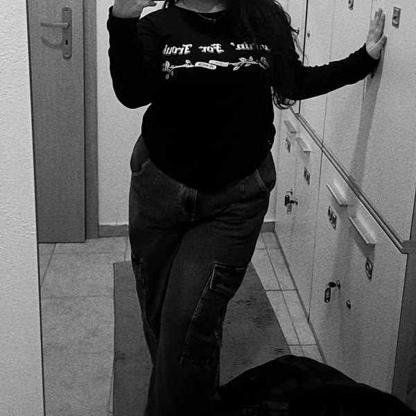 modelka s ID 0102QJAECE p031