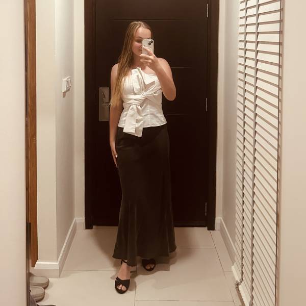 modelka s ID 0102QXB0FS p031