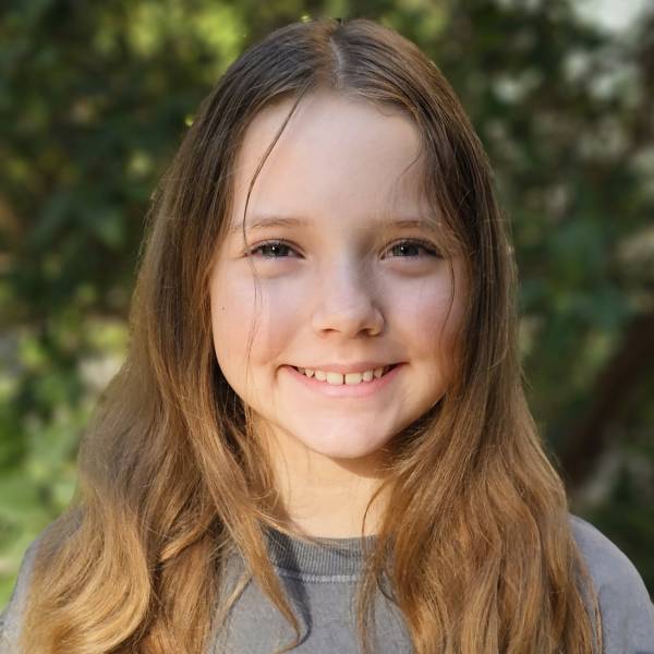 modelka s ID 0102QXM2M9 p021