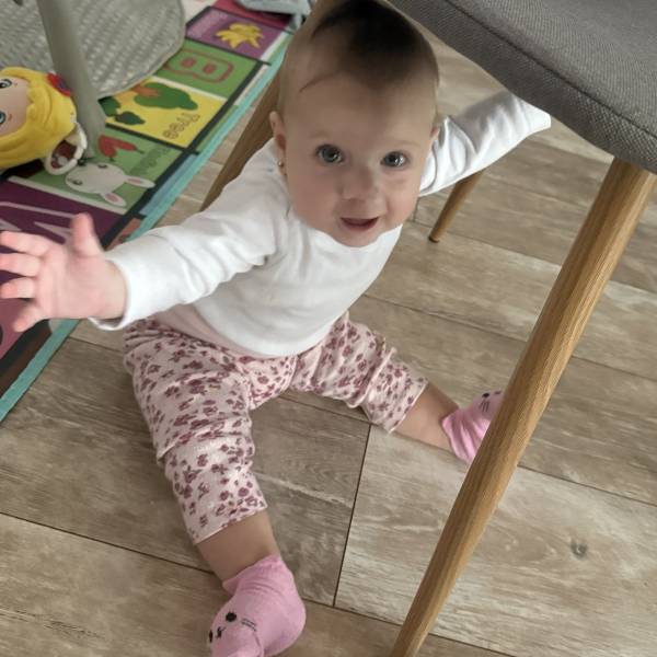 modelka s ID 0102QYI861 p031