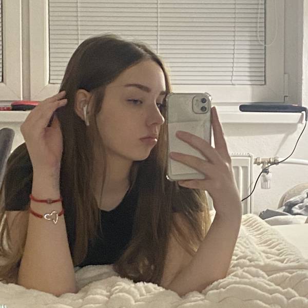 fotografia p012 profilu 0102QYPFYO