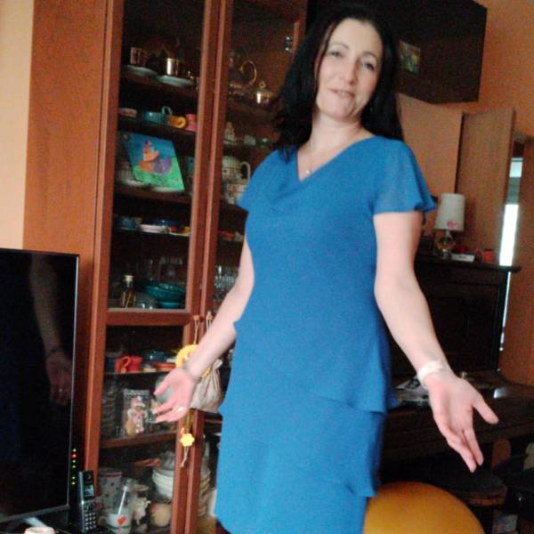 modelka s ID 0102R3EQ98 p031