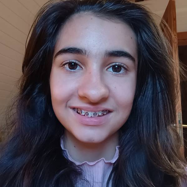 modelka s ID 0102RAQKIA p021