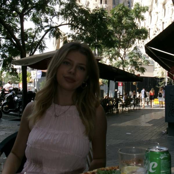 modelka s ID 0102RCWWX6 p021