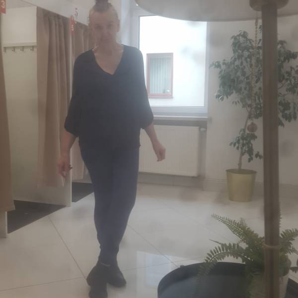 modelka s ID 0102RDJT87 p031