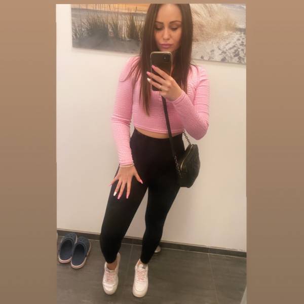 modelka s ID 0102RIUU2N p031