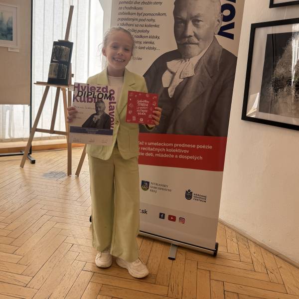 modelka s ID 0102RJD0VM p031