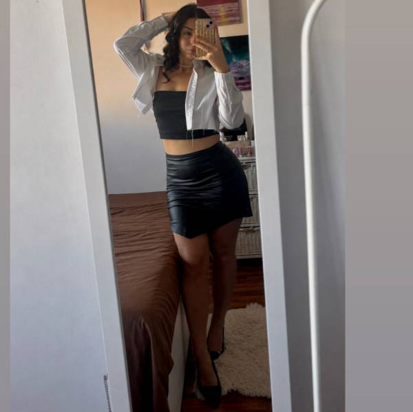 modelka s ID 0102RLY0YK p031