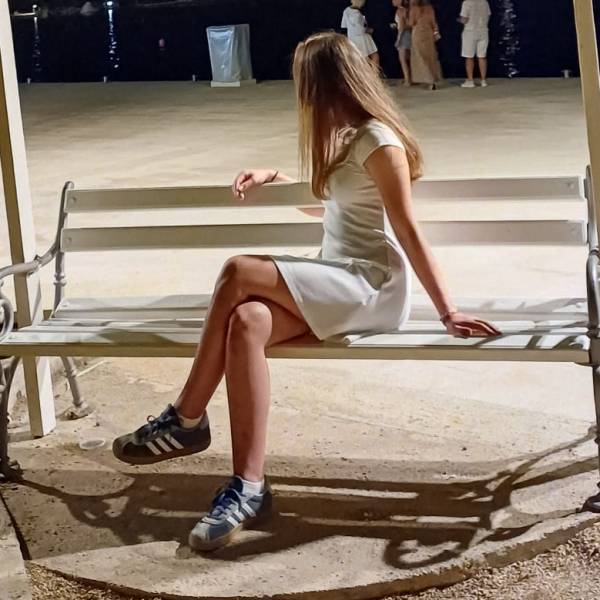 modelka s ID 0102RUETQD p031