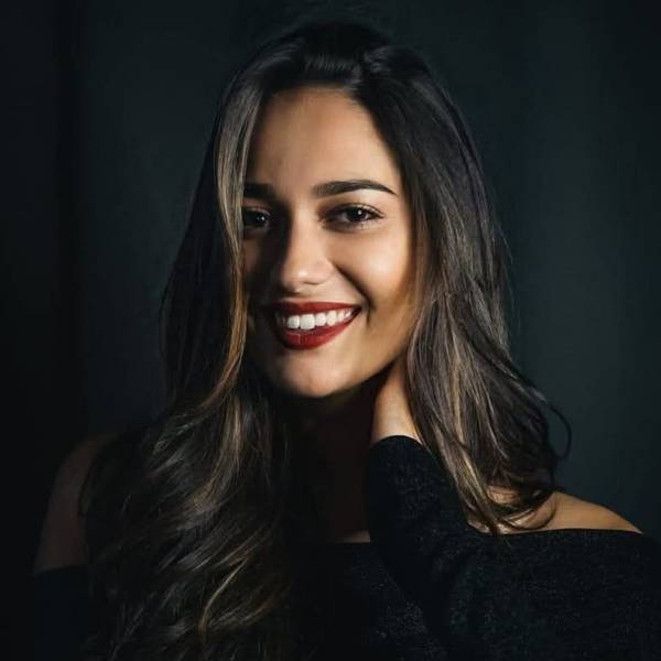 modelka s ID 0102RWOH63 p021