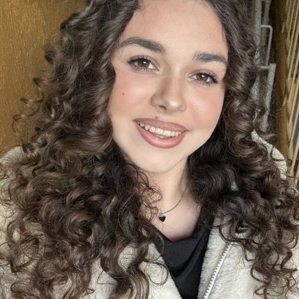 modelka s ID 0102RX3T1T p021