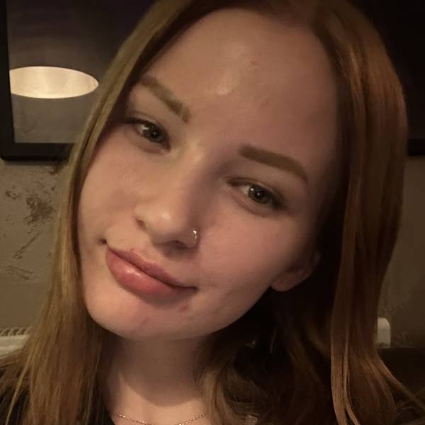 modelka s ID 0102RXA95A p021