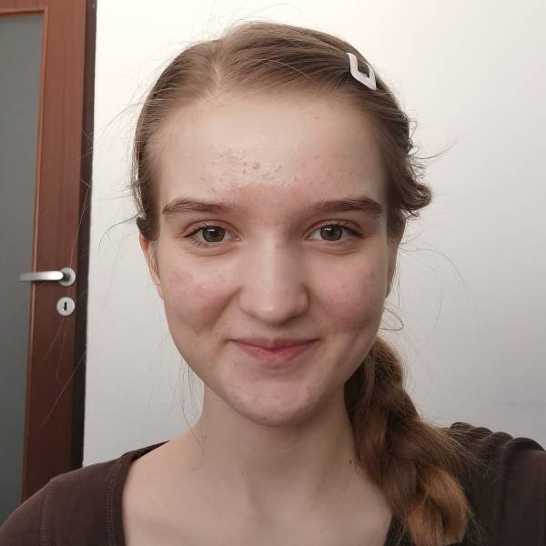 modelka s ID 0102RXEN3L p021