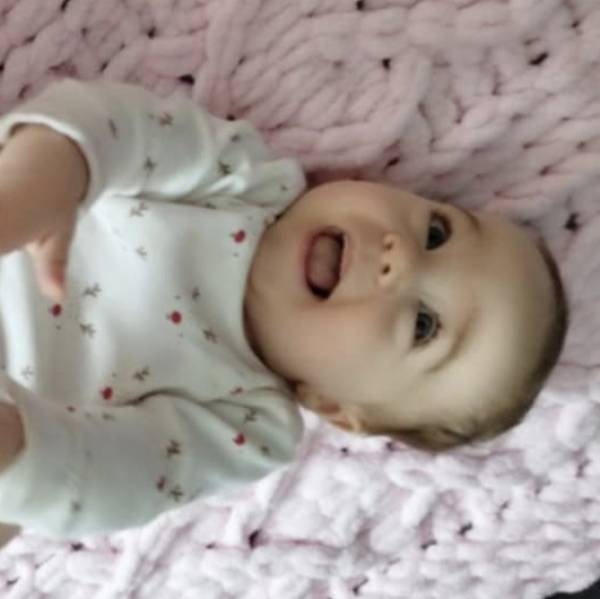 modelka s ID 0102RXVHPK p021