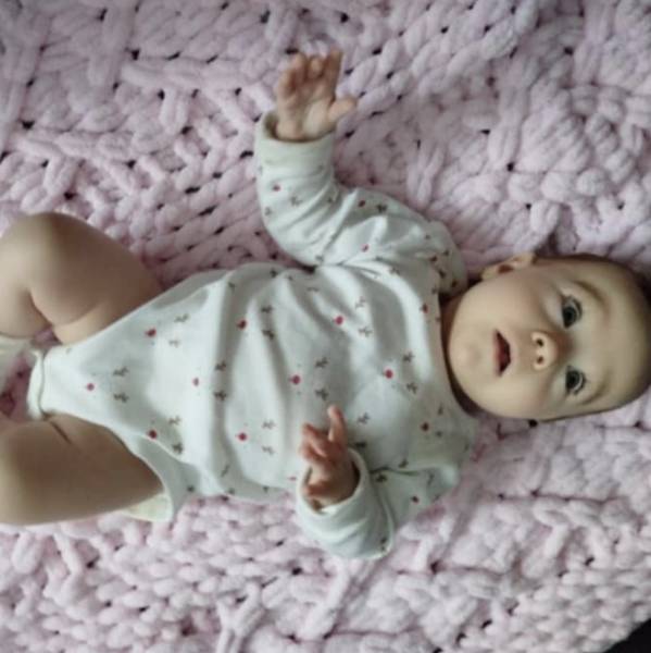 modelka s ID 0102RXVHPK p031