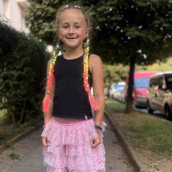 modelka s ID 0102RYD7L6 p031