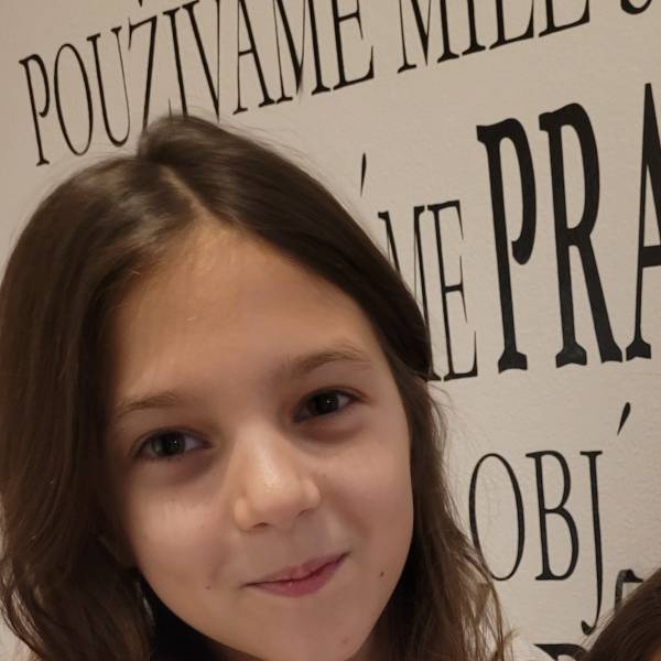 modelka s ID 0102SPLRWE p021