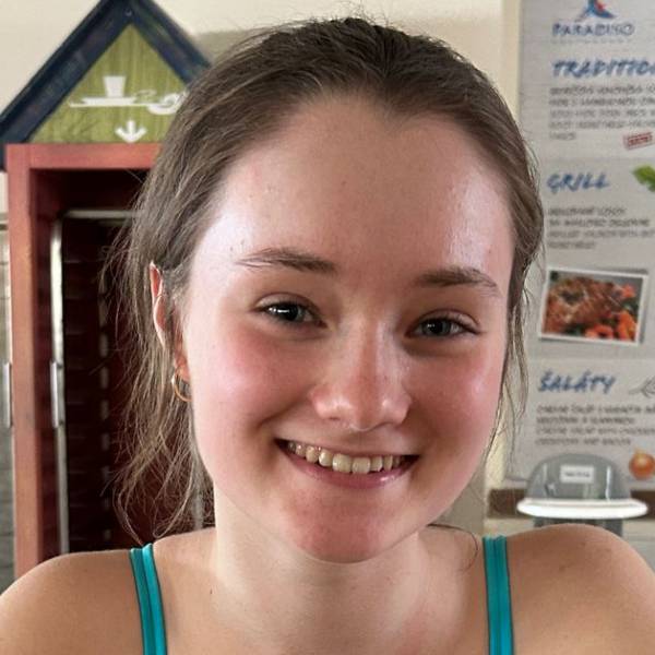 modelka s ID 0102SUBYV5 p021