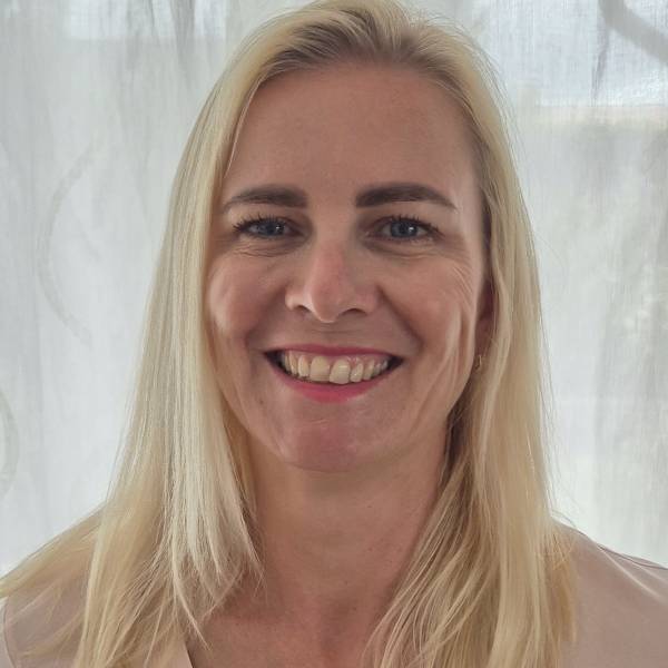 modelka s ID 0102SVPC62 p021