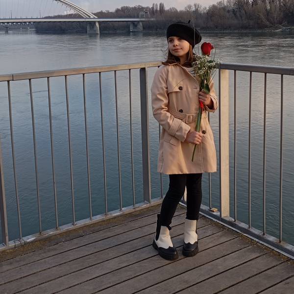 modelka s ID 0102SWOS76 p031