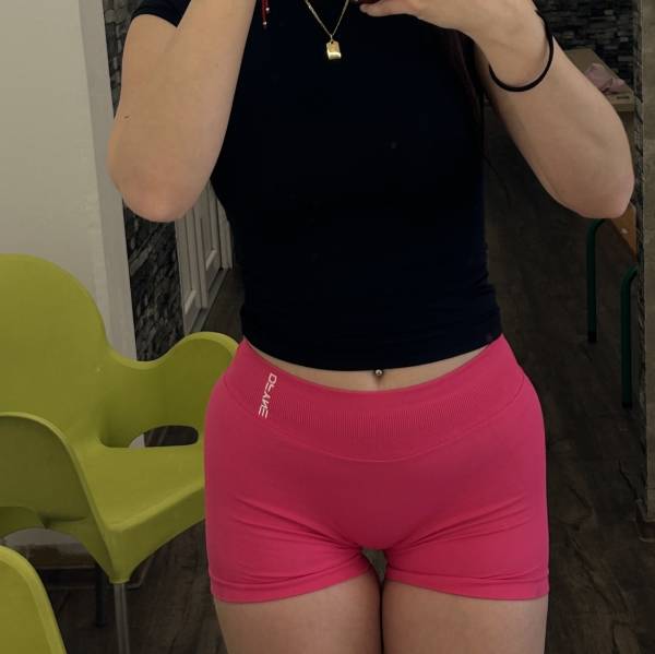 modelka s ID 0102SXRB0D p031