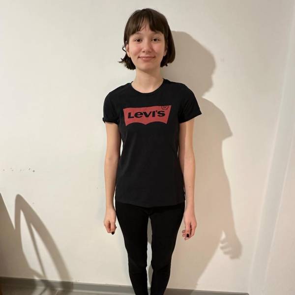 modelka s ID 0102SXS7OU p031