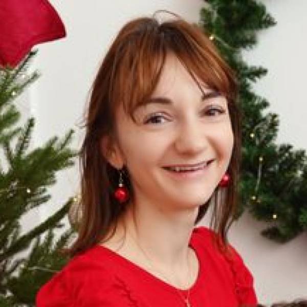 modelka s ID 0102T25IQA p021