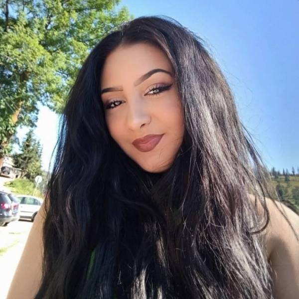 modelka s ID 0102T2KPMX p021