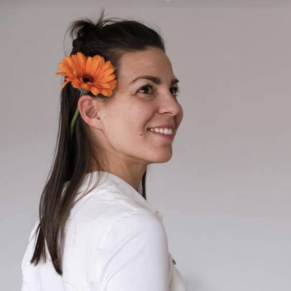 modelka s ID 0102T4I91T p021