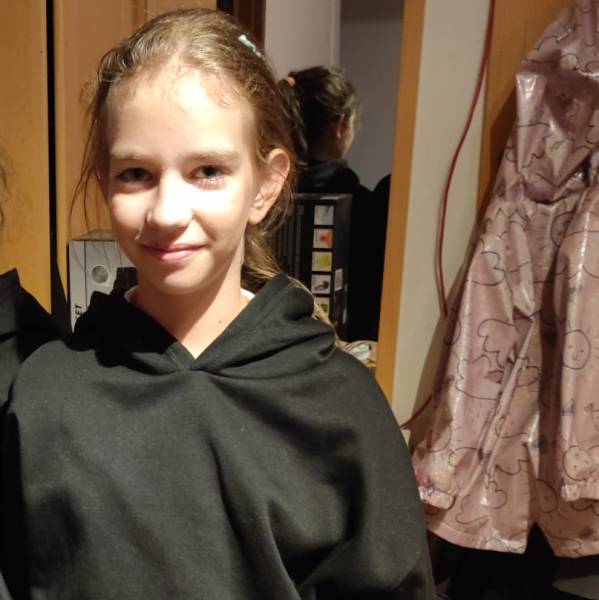 modelka s ID 0102TA4374 p021