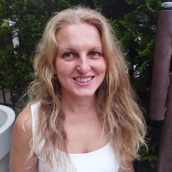 modelka s ID 0102TE0PKQ p021