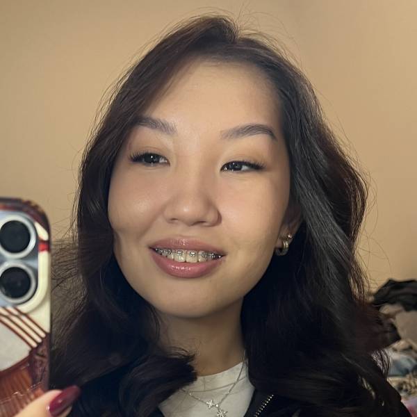 modelka s ID 0102THYAYC p021