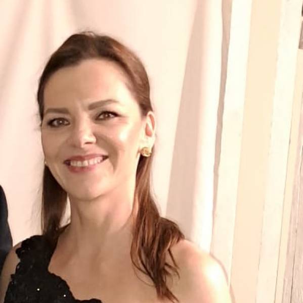 modelka s ID 0102TKP6G6 p021