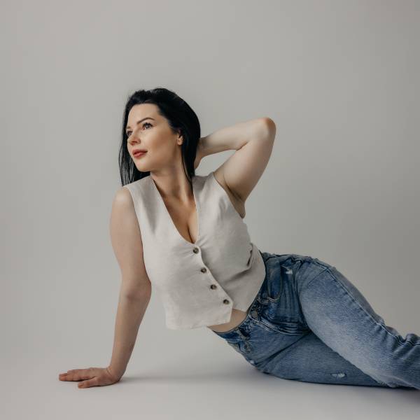 modelka s ID 0102TLDBNA p021