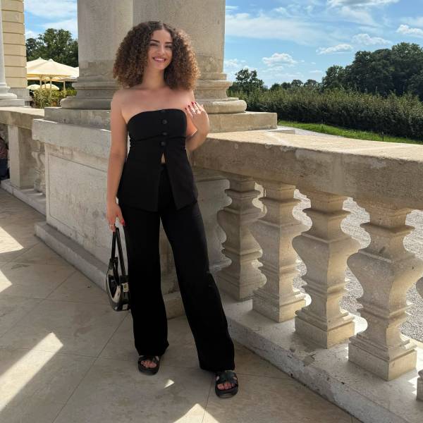 modelka s ID 0102TM39UM p031