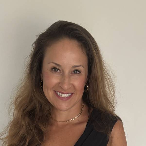 modelka s ID 0102TM3HJE p021