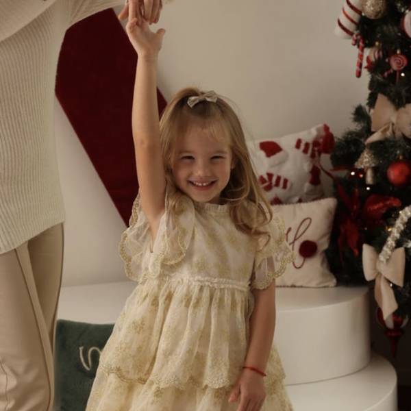 modelka s ID 0102TOVP9U p021