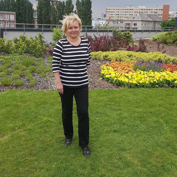 modelka s ID 0102TSMNA7 p031